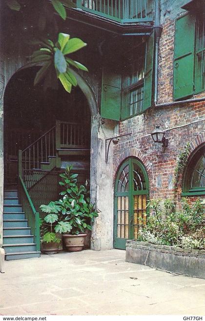 CPA NEW ORLEANS -BRULATOUR COURTYARD