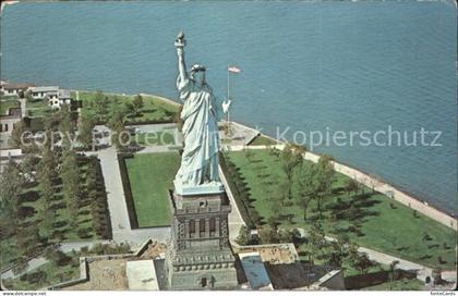 New York City Statue of Liberty aerial view Freiheitsstatue