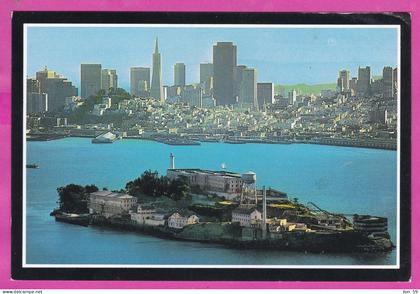 326211 / United States > CA - California > San Francisco Bay Also "The Rock" federal prison Alcatraz Lighthouse Panorama