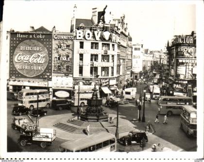 CPA Piccadilly Circus London