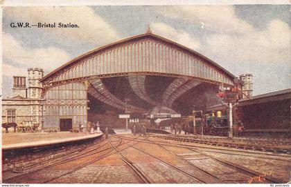 B285 England GWR Bristol Station Train Station Railway vintage postcard