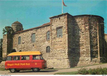 Carte Postale - Angleterre - Colchester - Colchester Post Bus outside the town's Norman castle - Chateau - Vieilles Pier