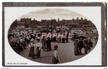 Grande Bretagne Great BRitain CPA On the Jetty Gt Yarmouth