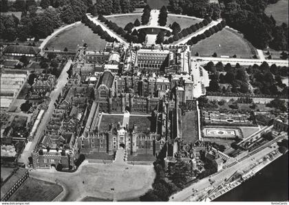Hampton Court Fliegeraufnahme Middlesex