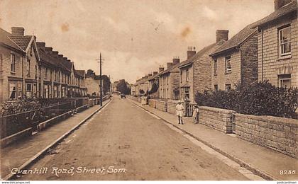 England - STREET Somerset - Cyanhill