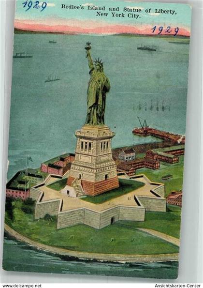 38064451 - New York City