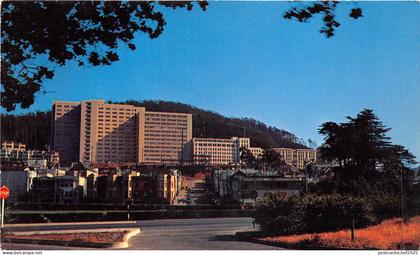 US33 postcard USA CA University of California Medical Center San Francisco