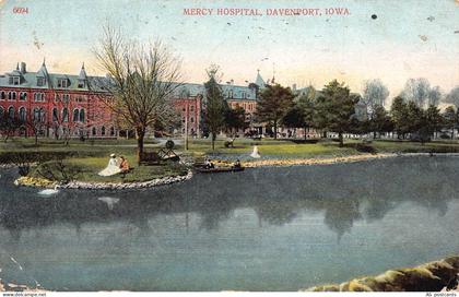 B498 US Mercy Hospital Davenport Iowa 1909 vintage postcard