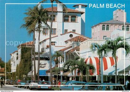 Palm Beach Worth Avenue in tropical Palm Beach