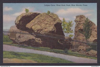 Postcard, United States, New Haven CT, Judges Cave, West Rock Park