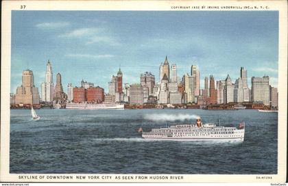 New York City Skyline of Downtown
Hudson River