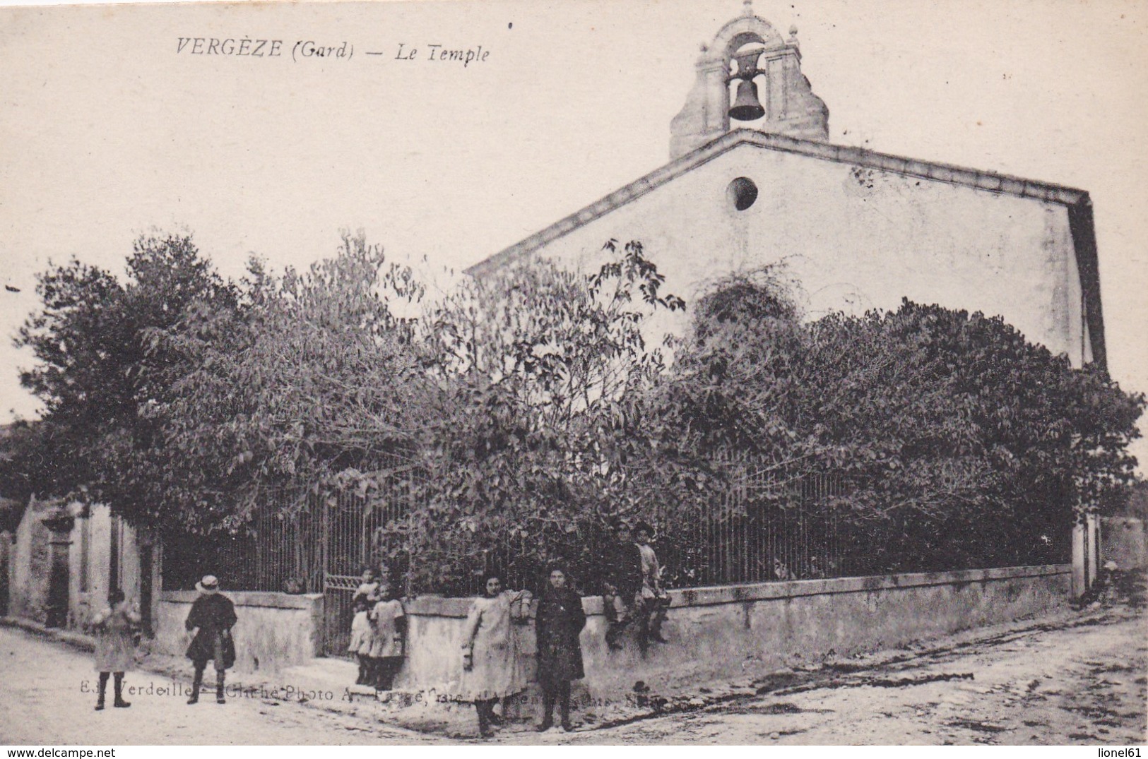 VERGEZE: (30) Le Temple