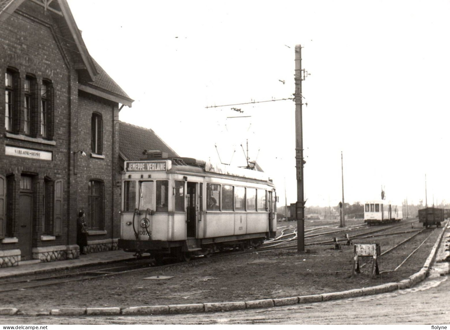verlaine - photo ancienne 1955 - la gare du tram tramway JEMEPPE VERLAINE , verlaine dépôt - belgique belgium