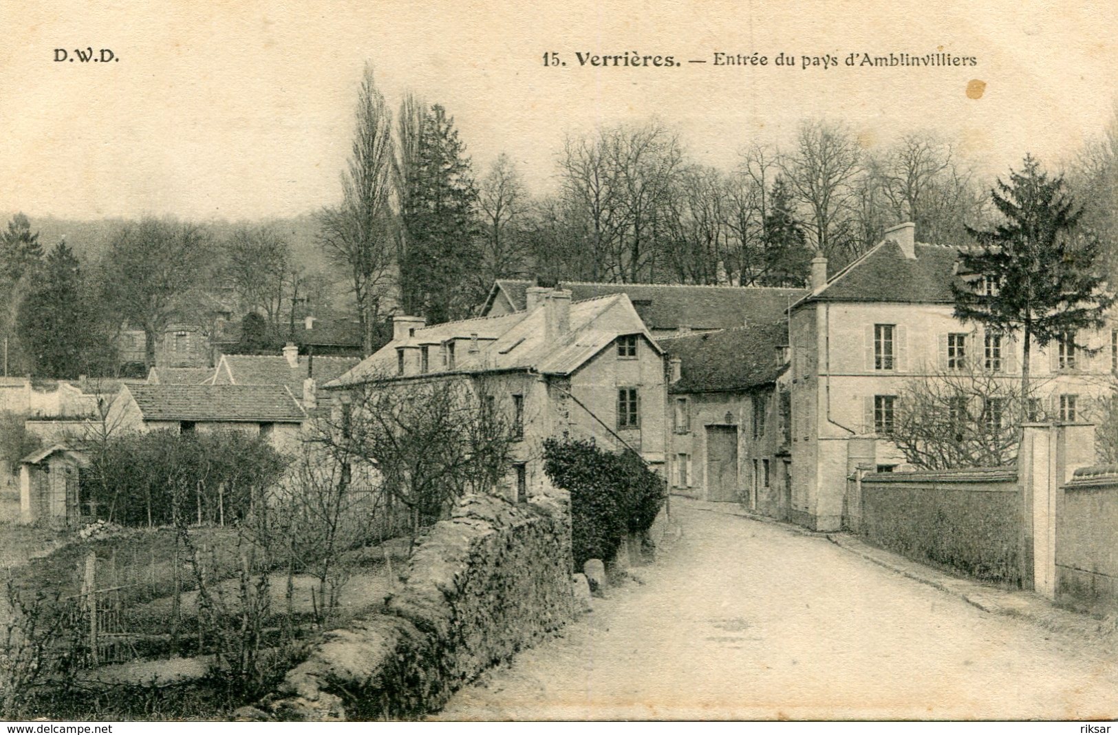 VERRIERES LE BUISSON