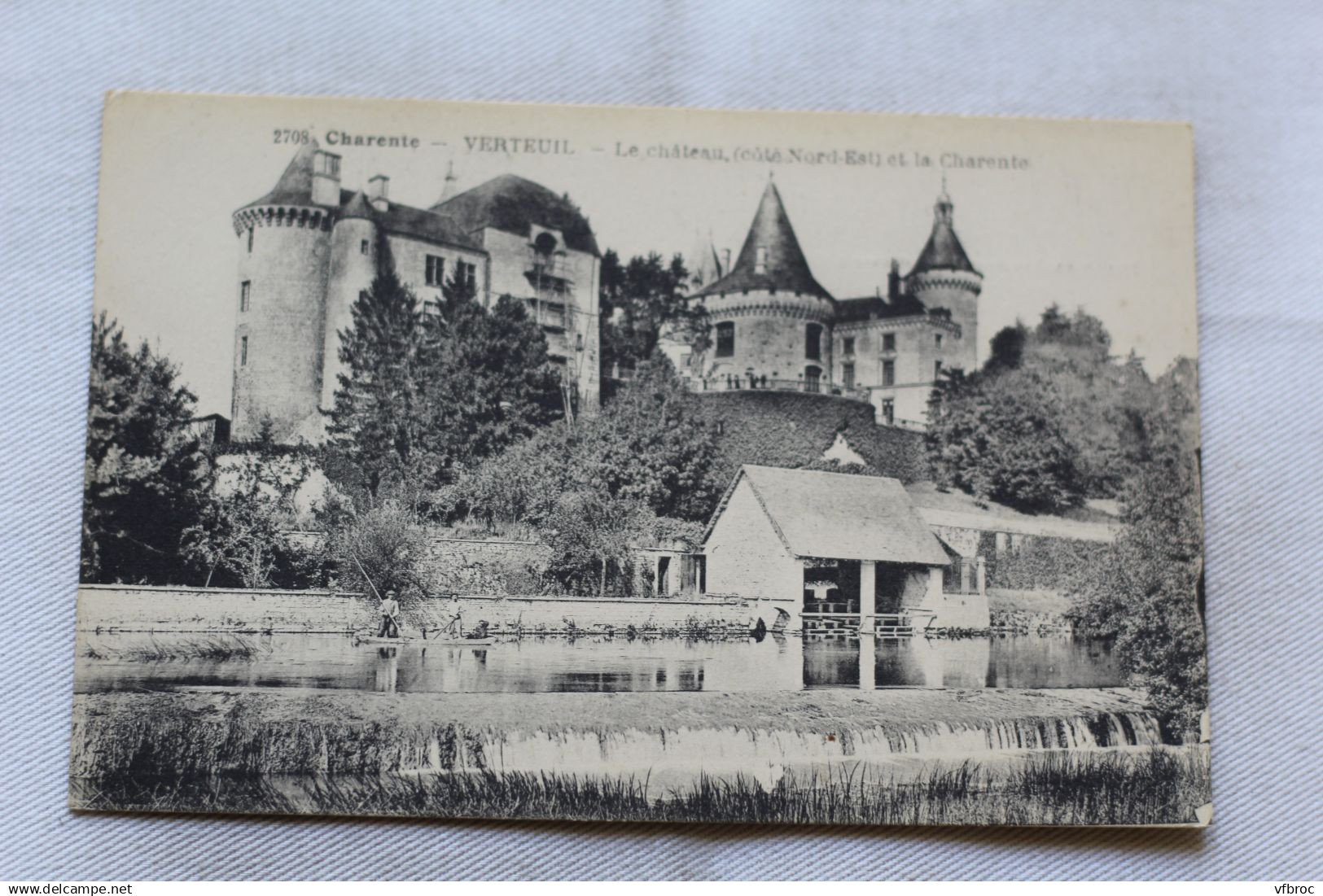 Verteuil, le château et la Charente côté Nord Est, Charente 16