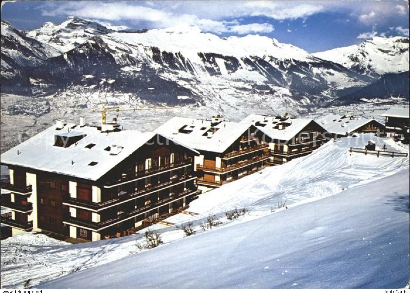 Veysonnaz Au fond les Alpes Bernoises