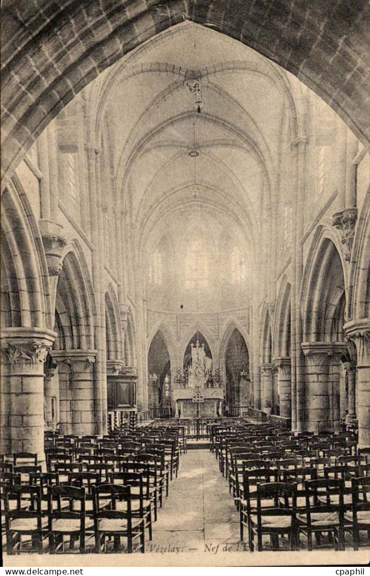 Vezelay CPA Nef de l'eglise