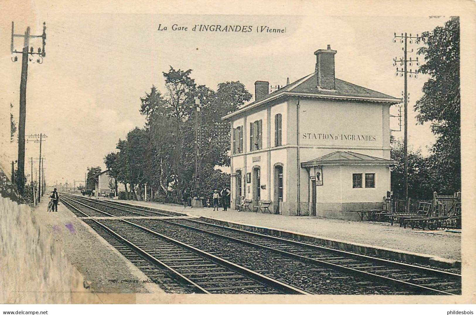 VIENNE  INGRANDES la gare (état)