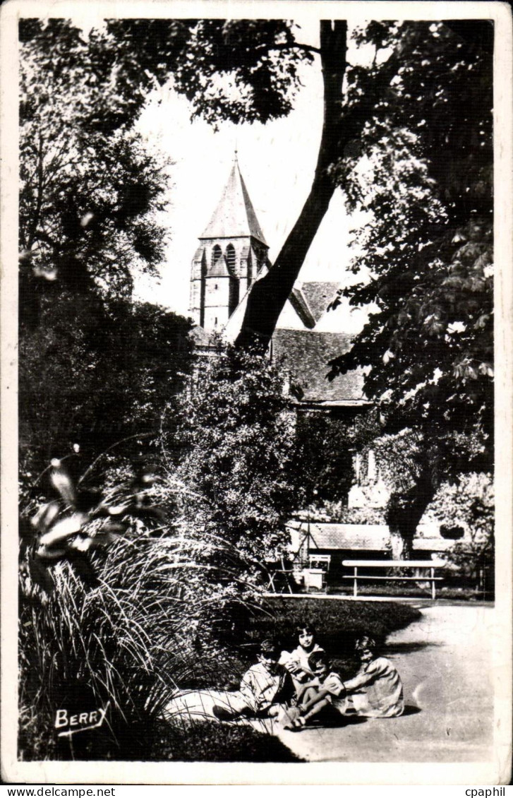 Vierzon - Jardins de l Abbaye - CPA