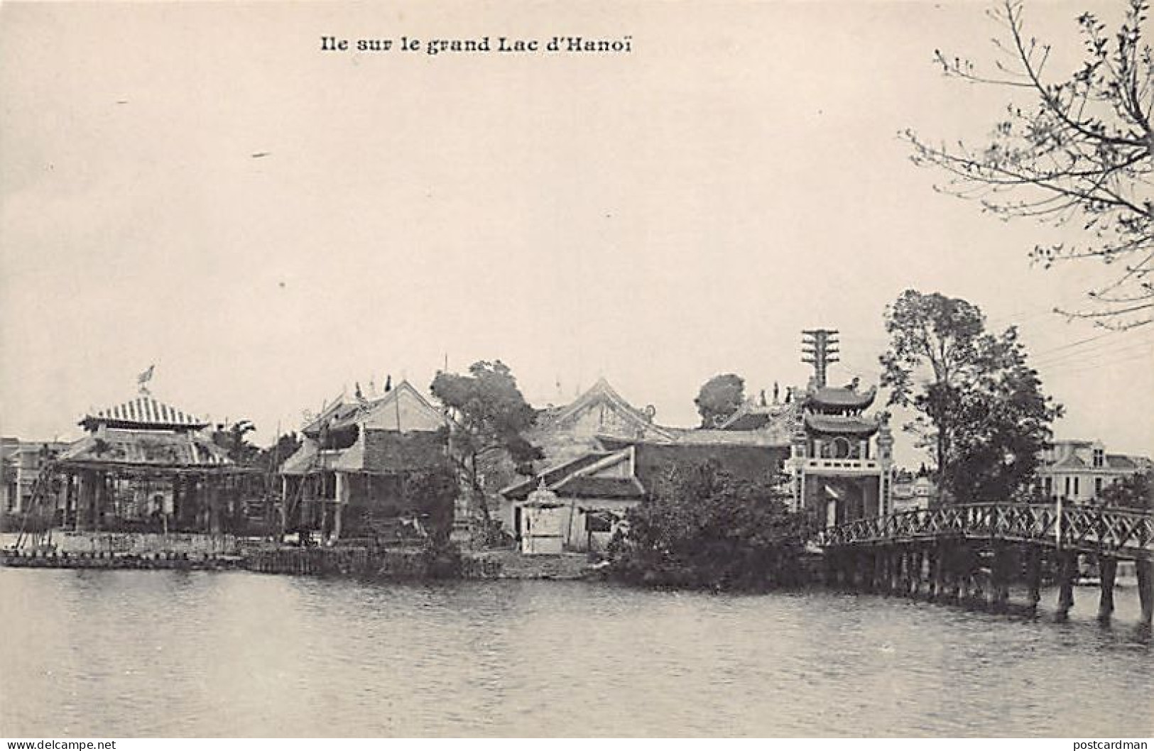 Vietnam - HANOI - Ile sur le grand lac - Ed. Messageries Maritimes