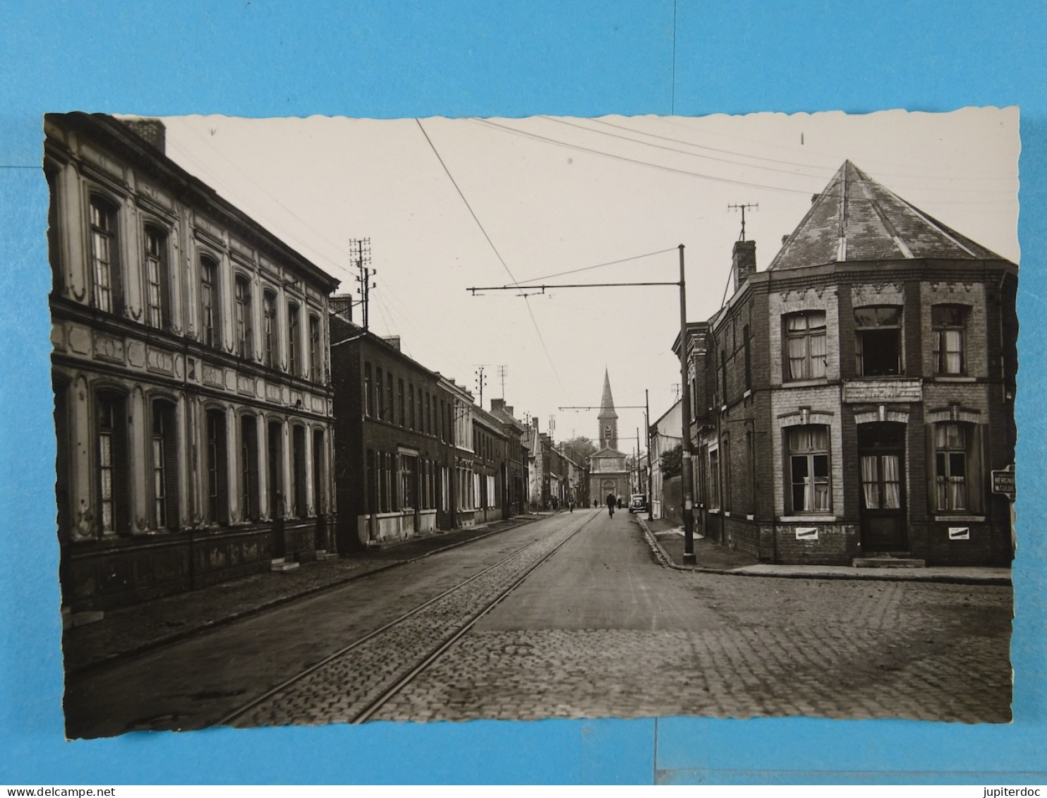 Vieux-Condé La rue Gambetta