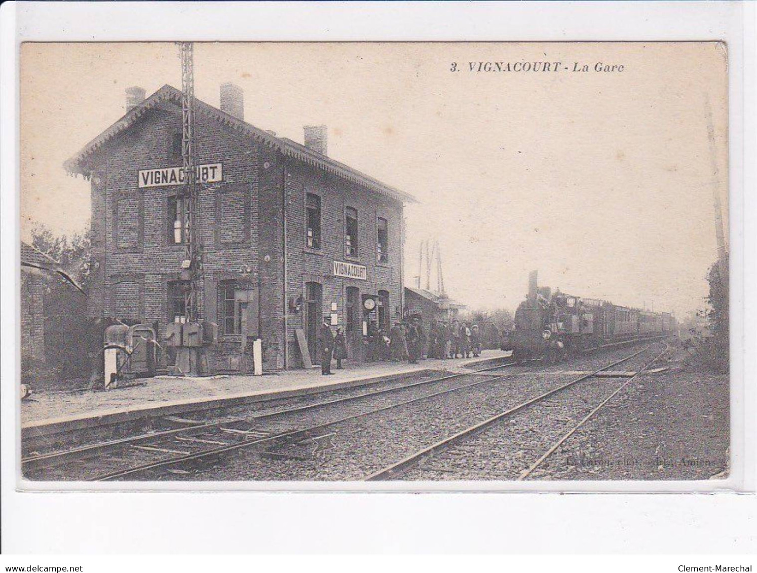 VIGNACOURT: la gare - très bon état