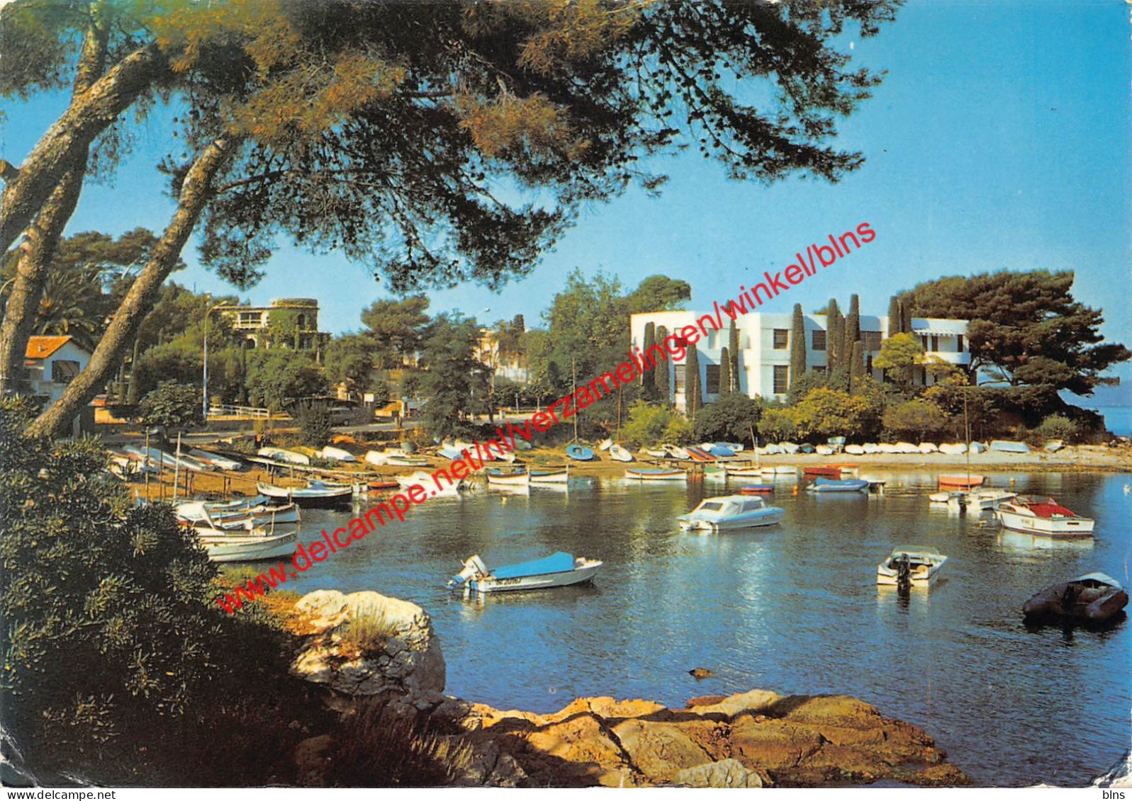 Villa Aujourd'hui - Cap d'Antibes - La Garoupe - (6) Alpes Maritimes
