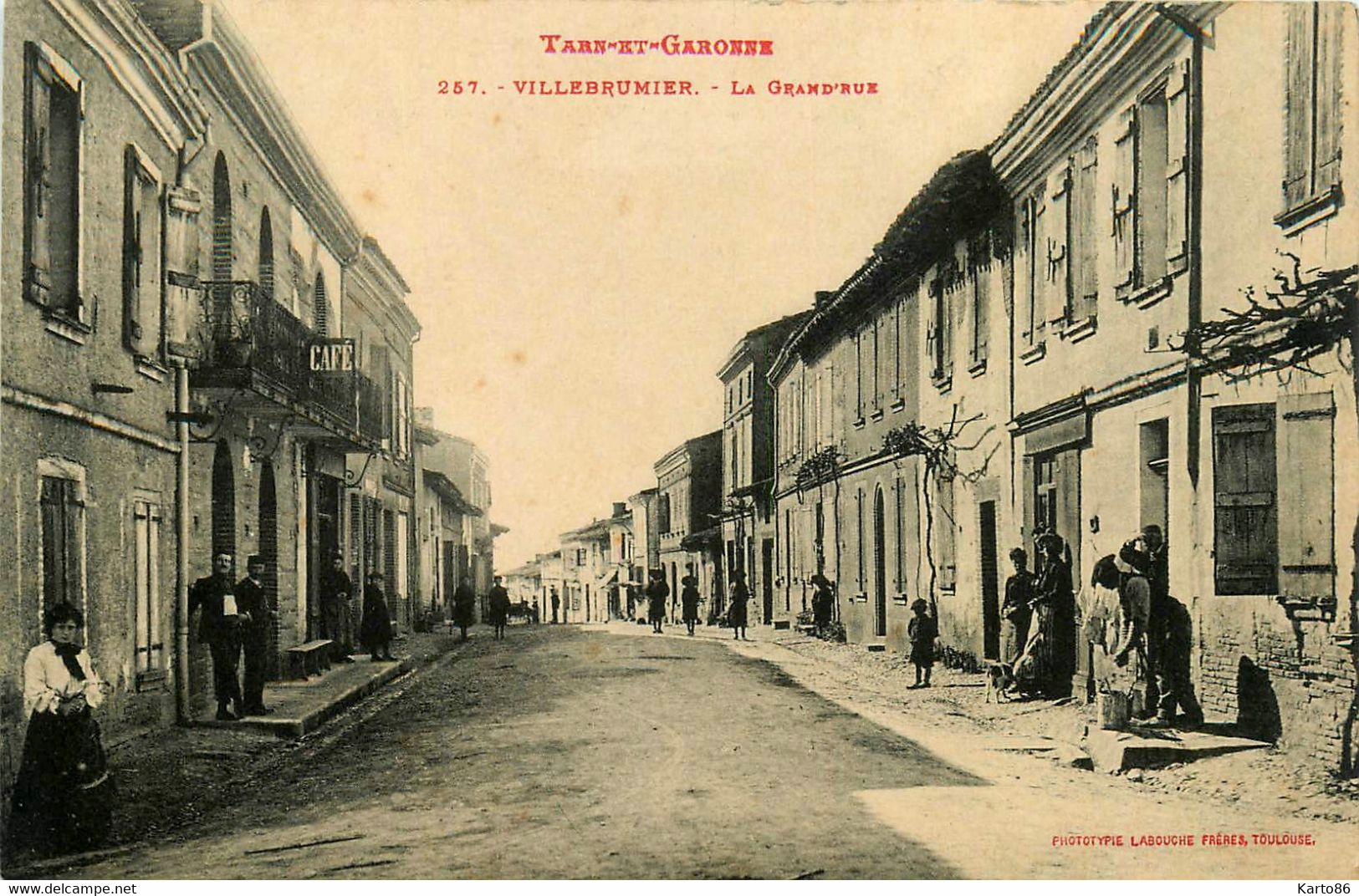 villebrumier * la grand rue du village * café * villageois