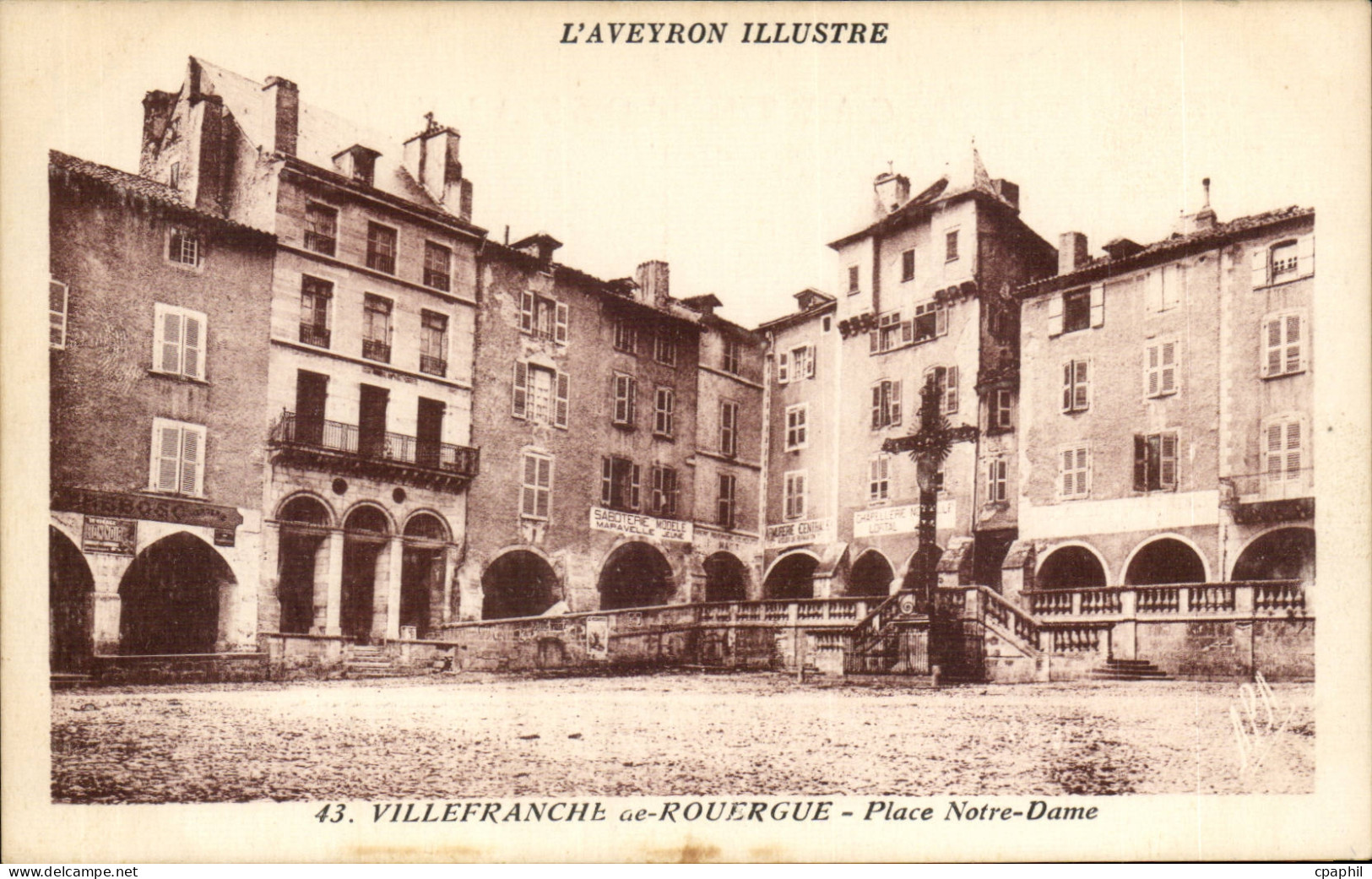 Villefranche-de-Rouergue - Place Notre Dame - CPA