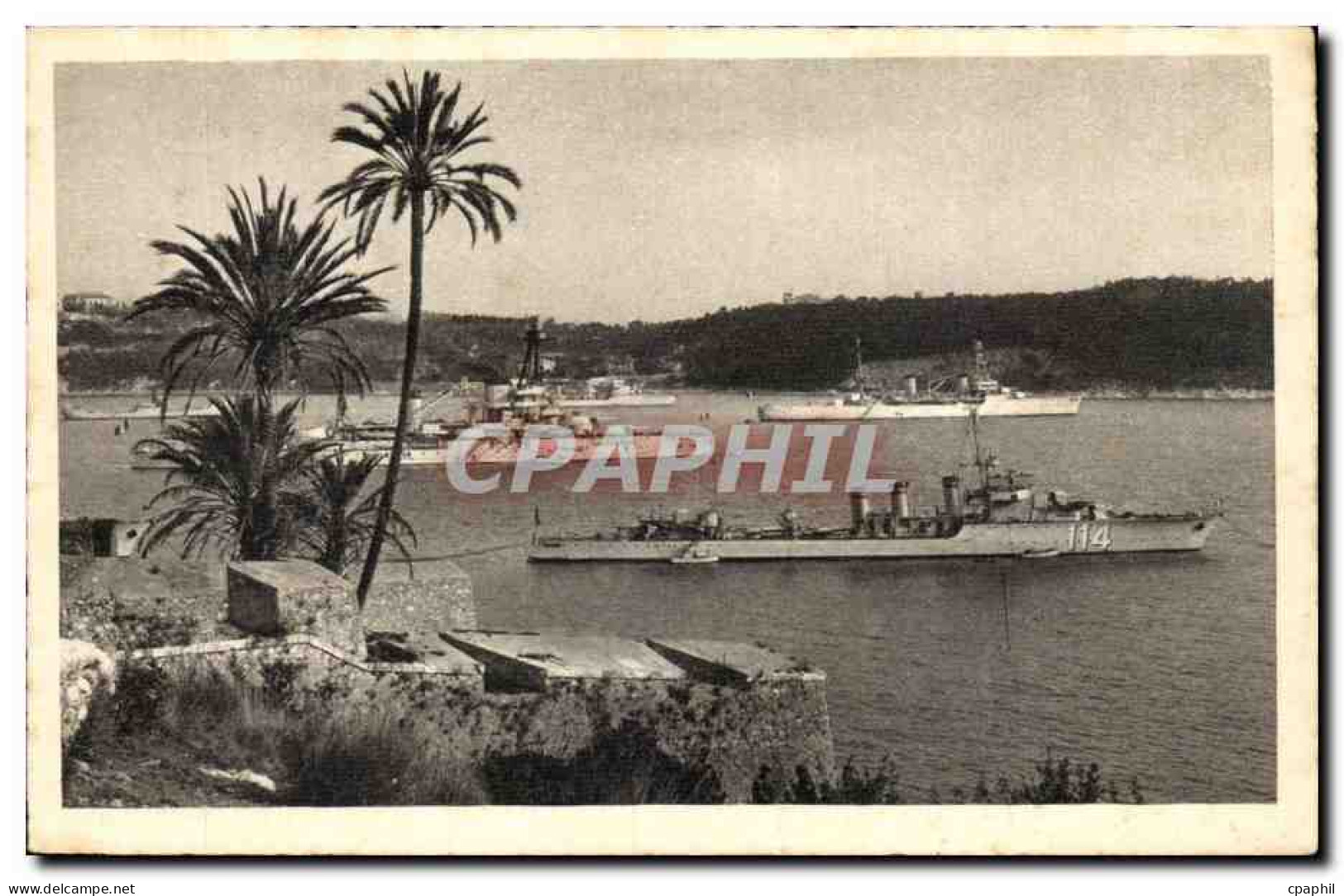Villefranche sur Mer - la Rade de la Citadelle et l'Escadre - CPA