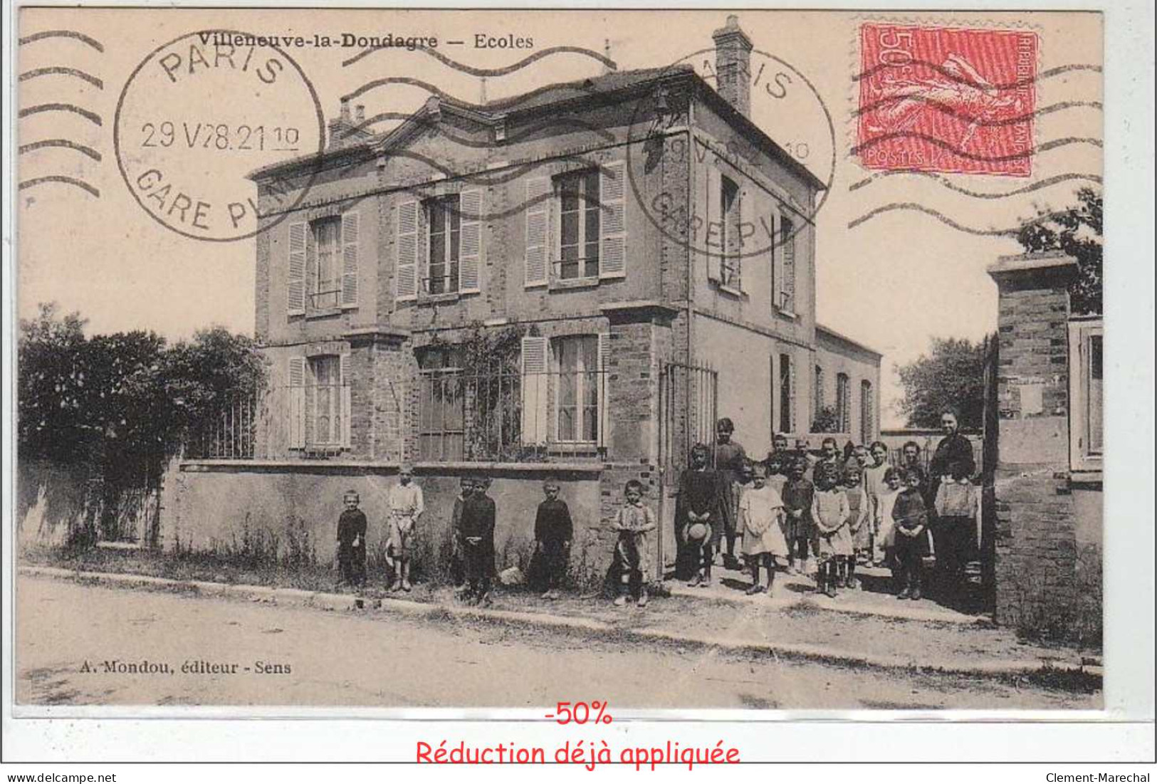 VILLENEUVE LA DONDAGRE : écoles - très bon état