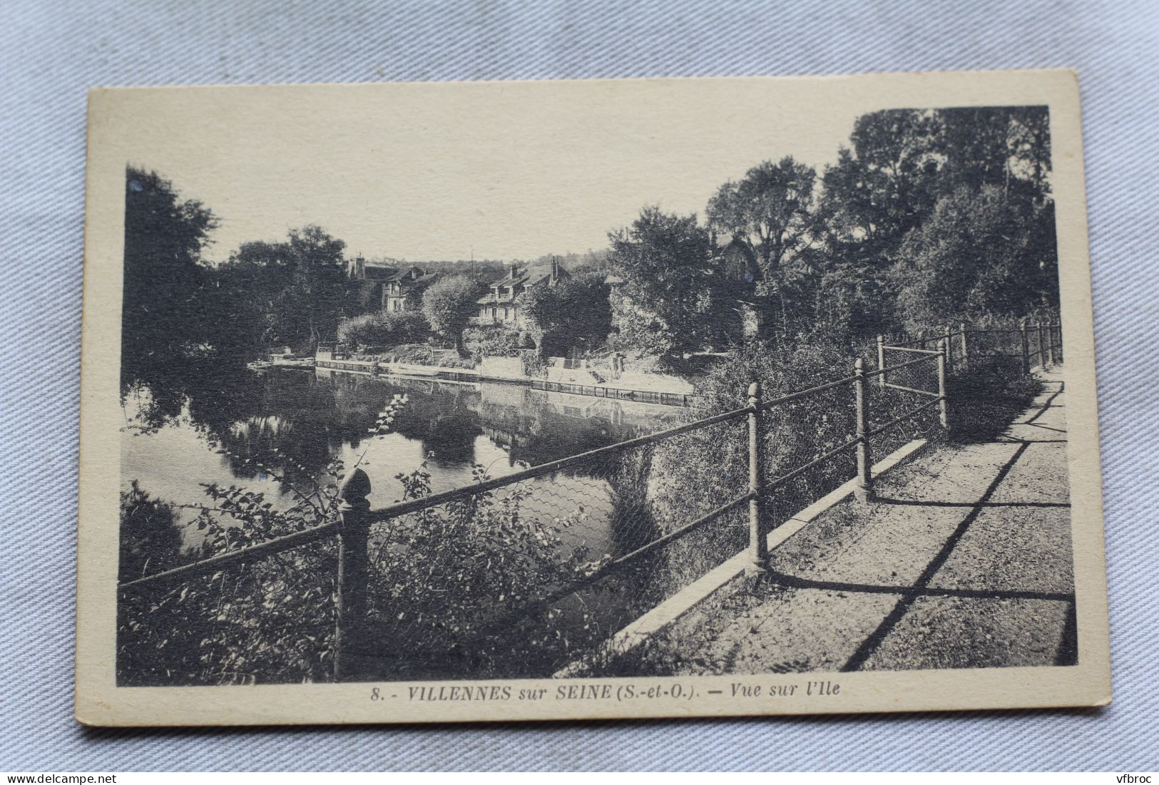 Villennes sur Seine, vue sur l'ile, Yvelines 78