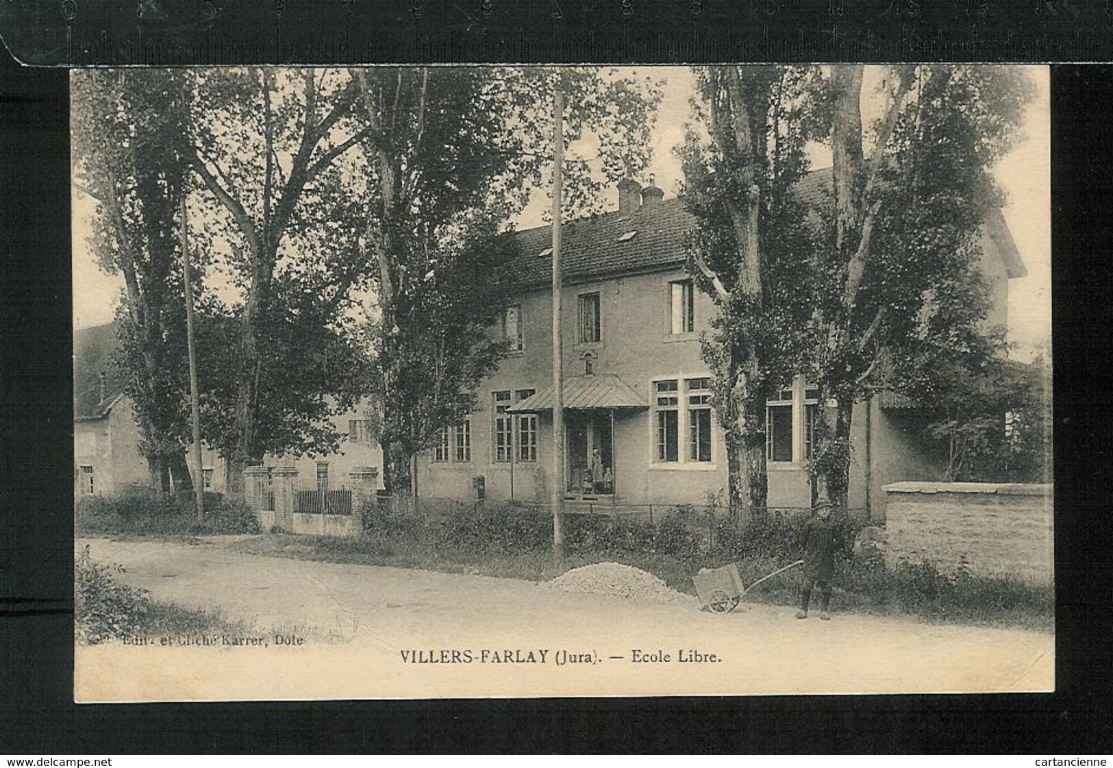 VILLERS FARLAY - Ecole libre