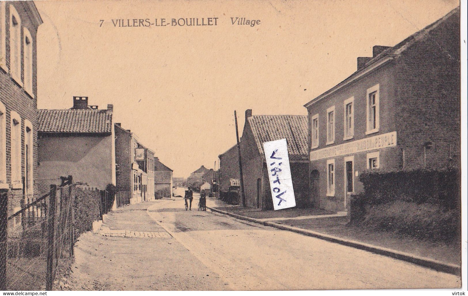 Villers-Le-Bouillet : village  (  avec timbre )   edit. Henrion - Crousse )