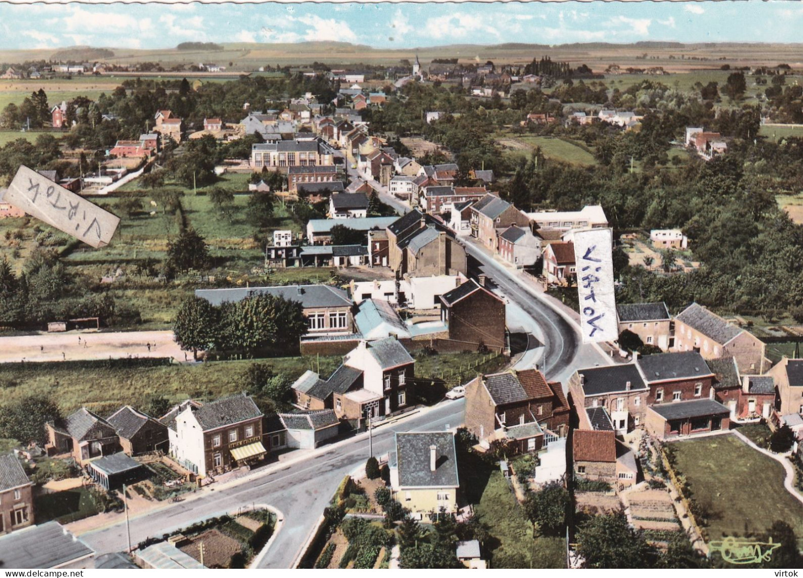 Villers-Le-Bouillet :  vue aérienne  (  carte  SIM )
