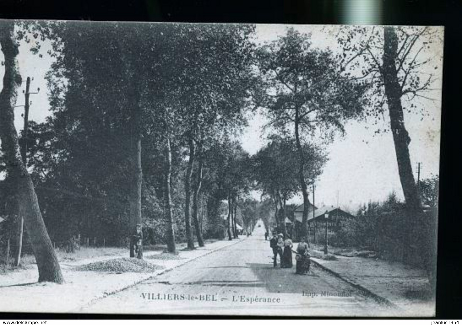 VILLIERS LE BEL