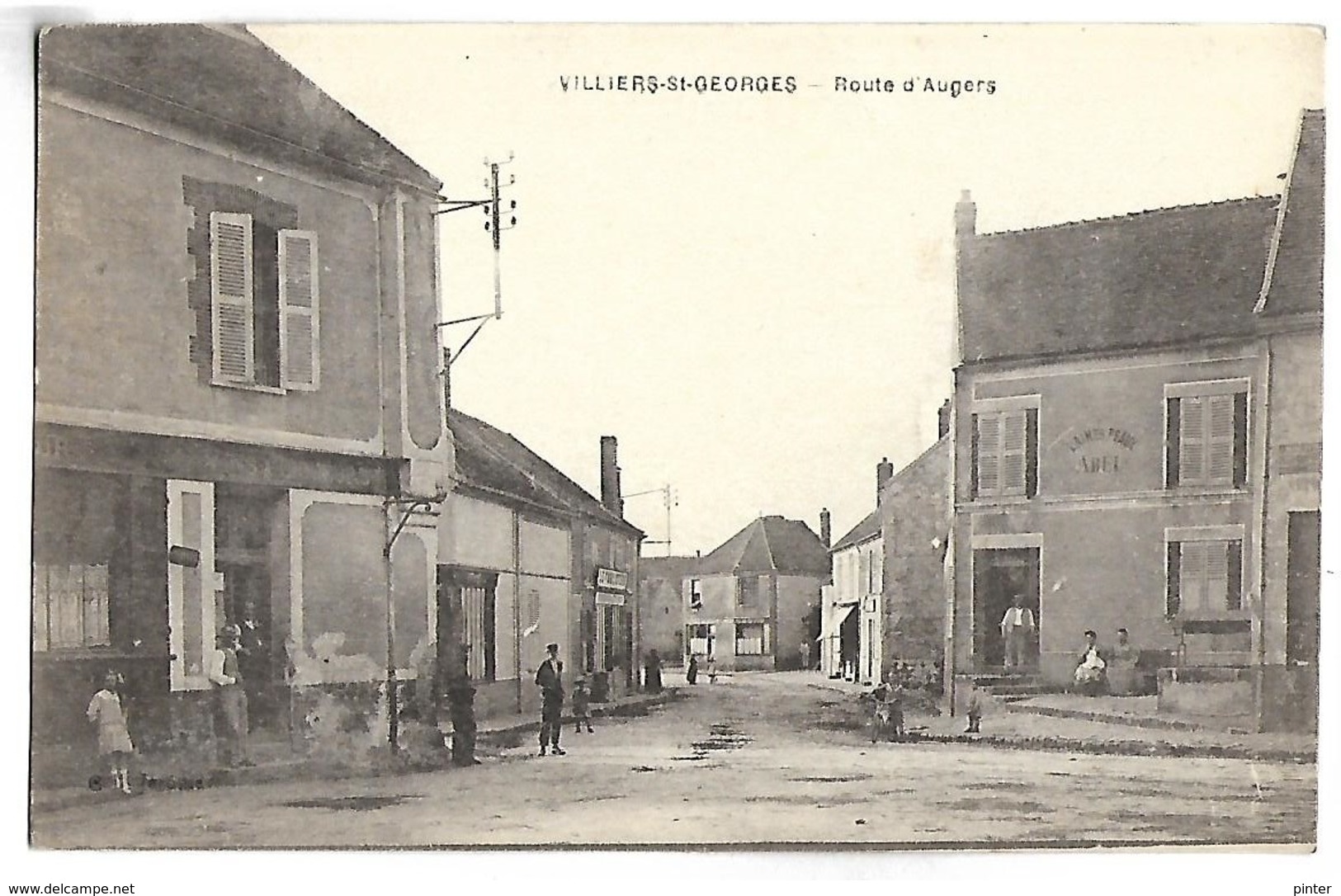 VILLIERS SAINT GEORGES - Route d'Augers