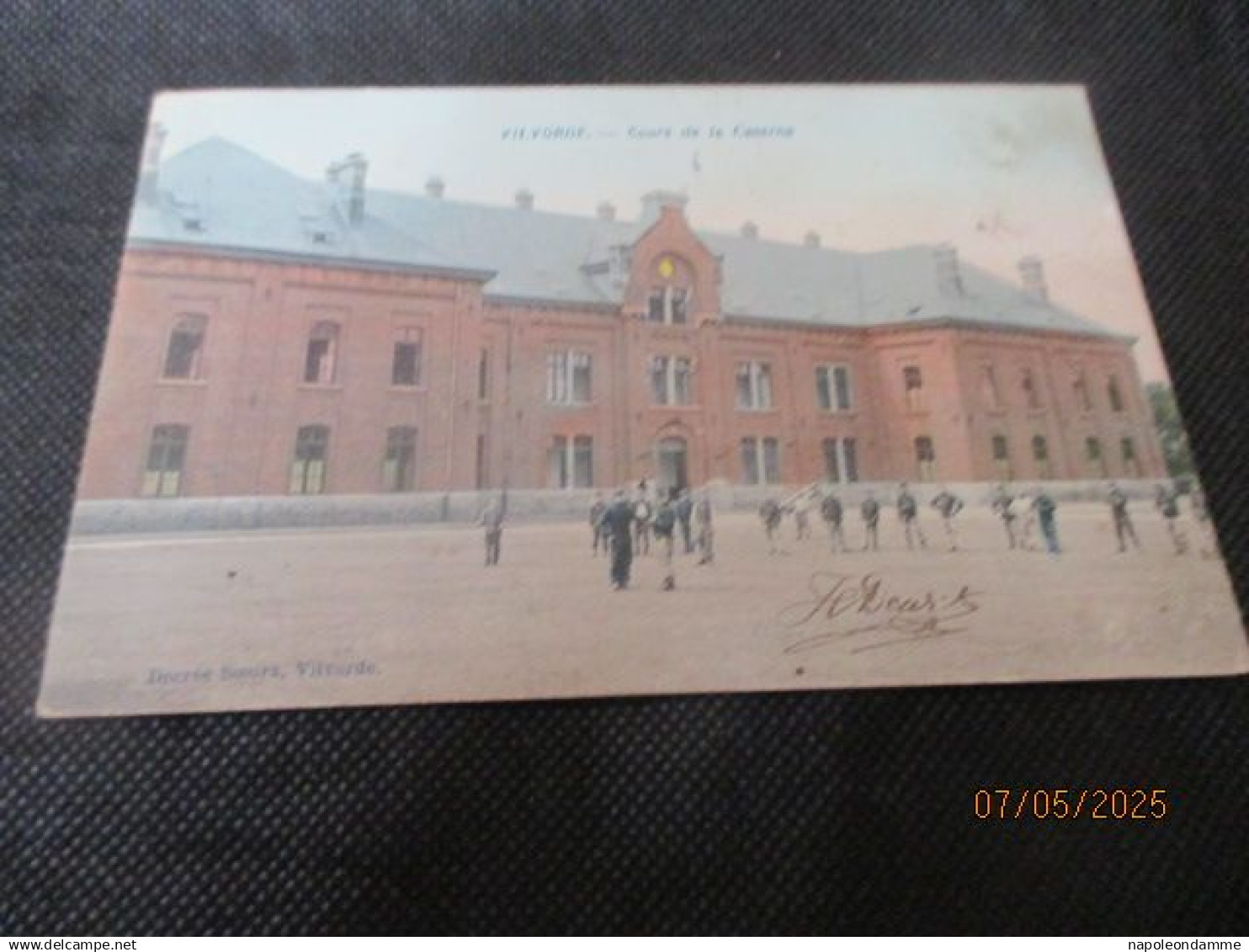 Vilvoorde, Cours de la Caserne