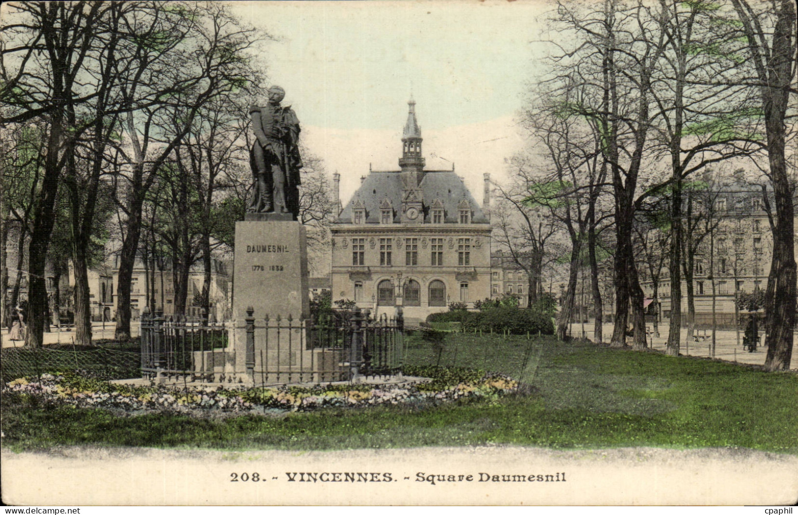 Vincennes CPA Sqaure Daumesnil