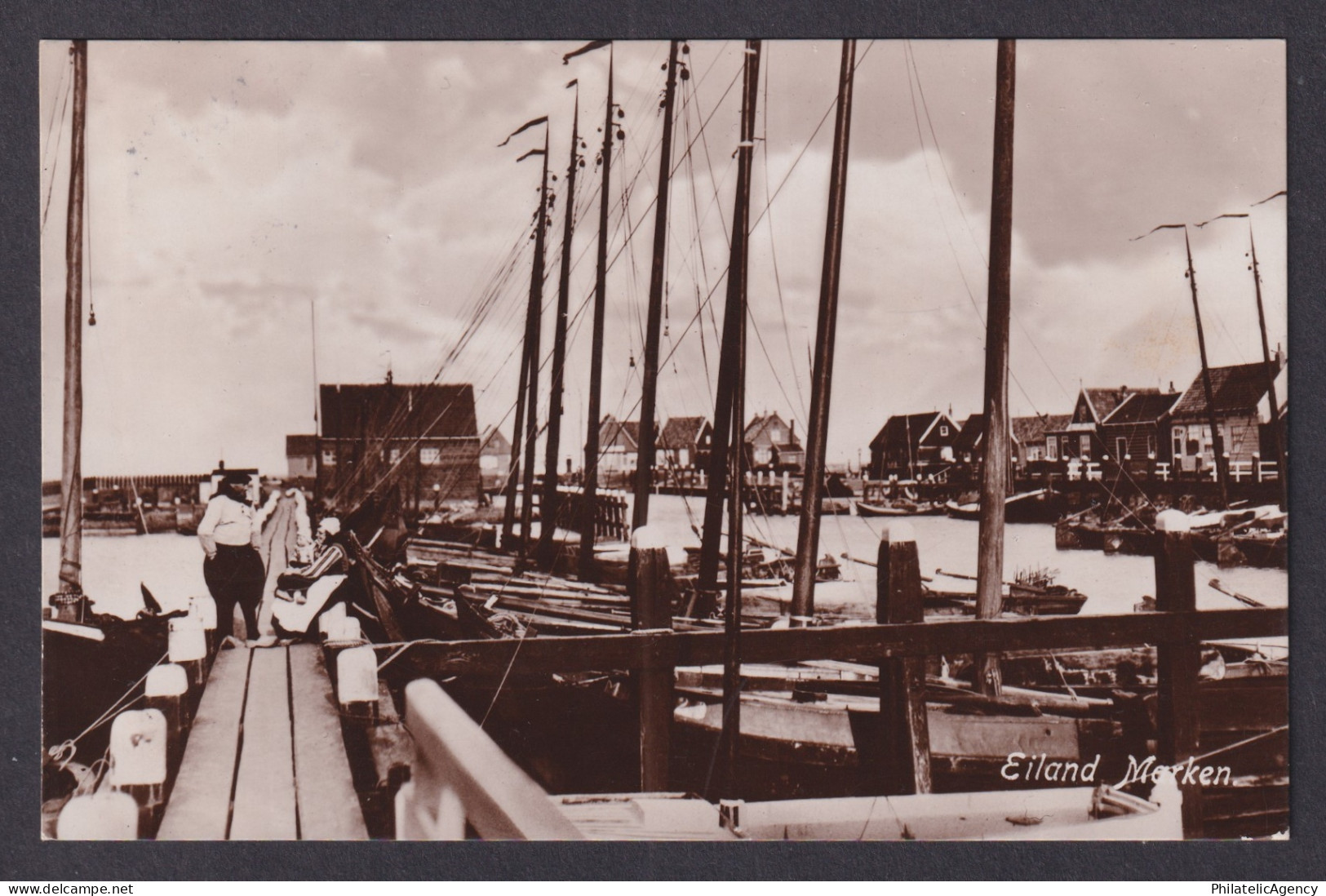 Vintage Postcard Netherlands Eiland Marken 1928