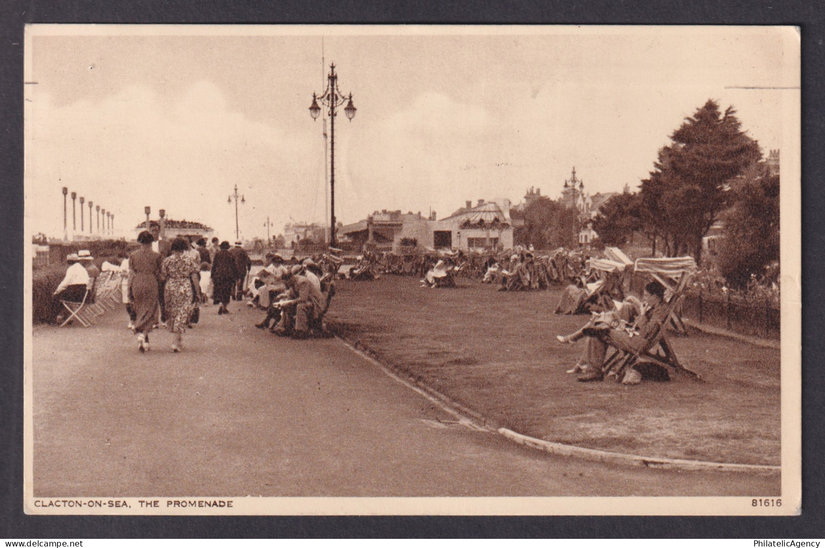 Vintage Postcard United Kingdom Clacton-On-Sea Promenade 1945
