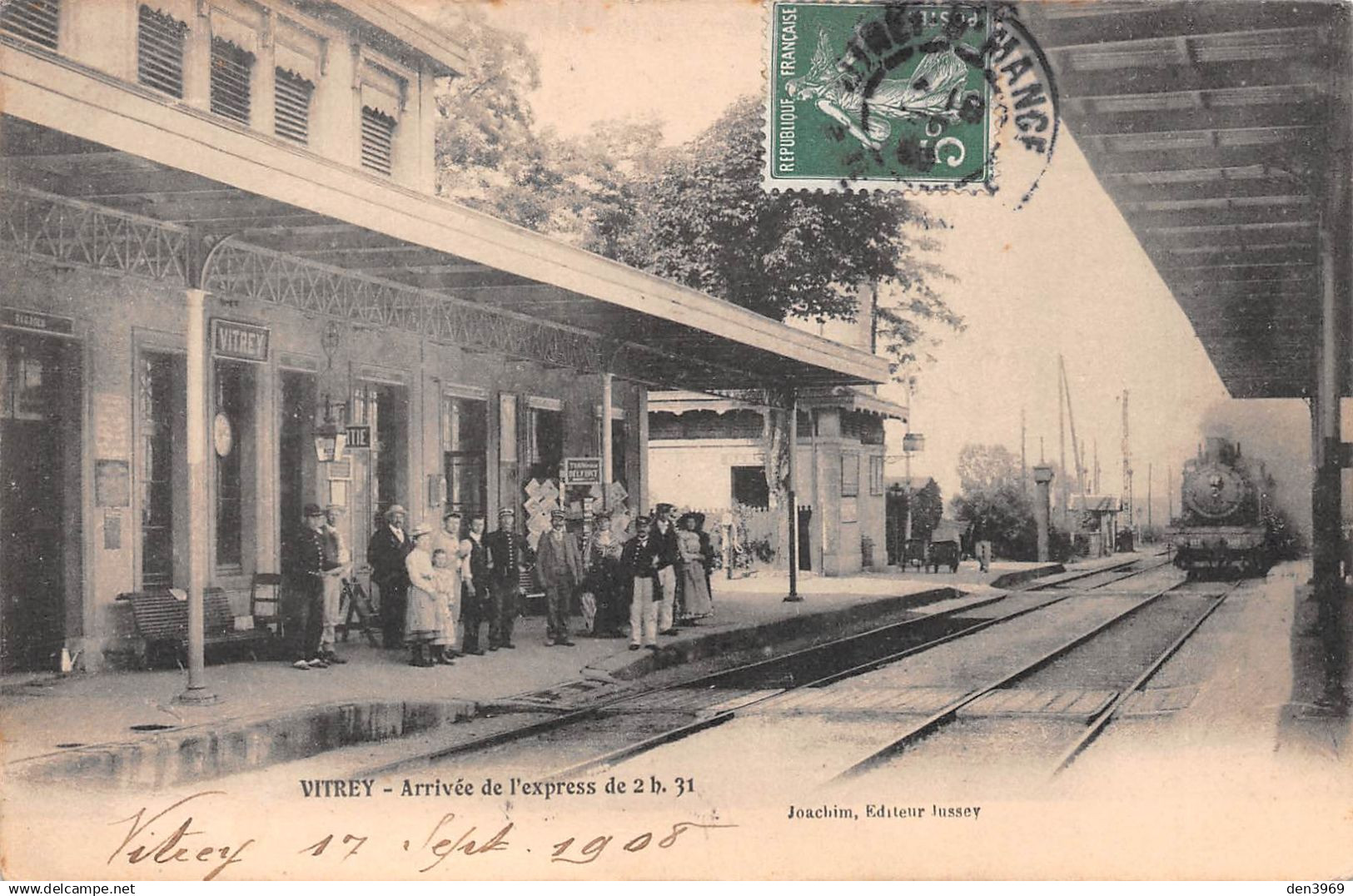 VITREY-sur-Mance (Haute-Saône) - Arrivée du train express de 2 h. 31 - Voyagé (2 scans)