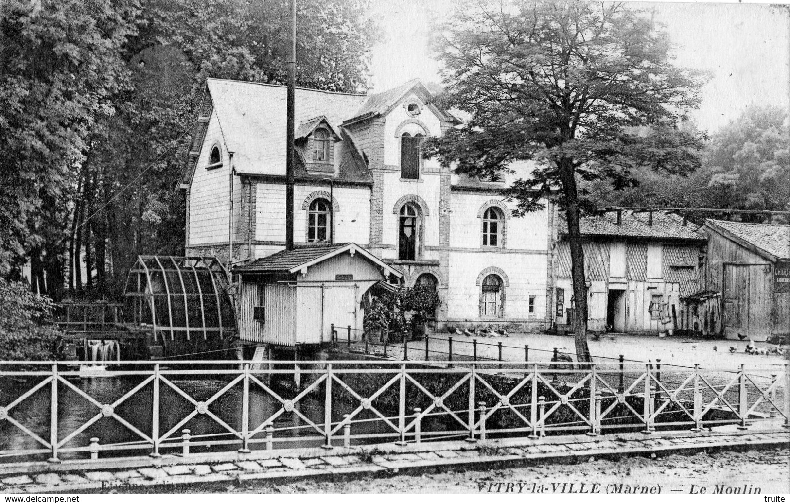 VITRY-LA-VILLE LE MOULIN