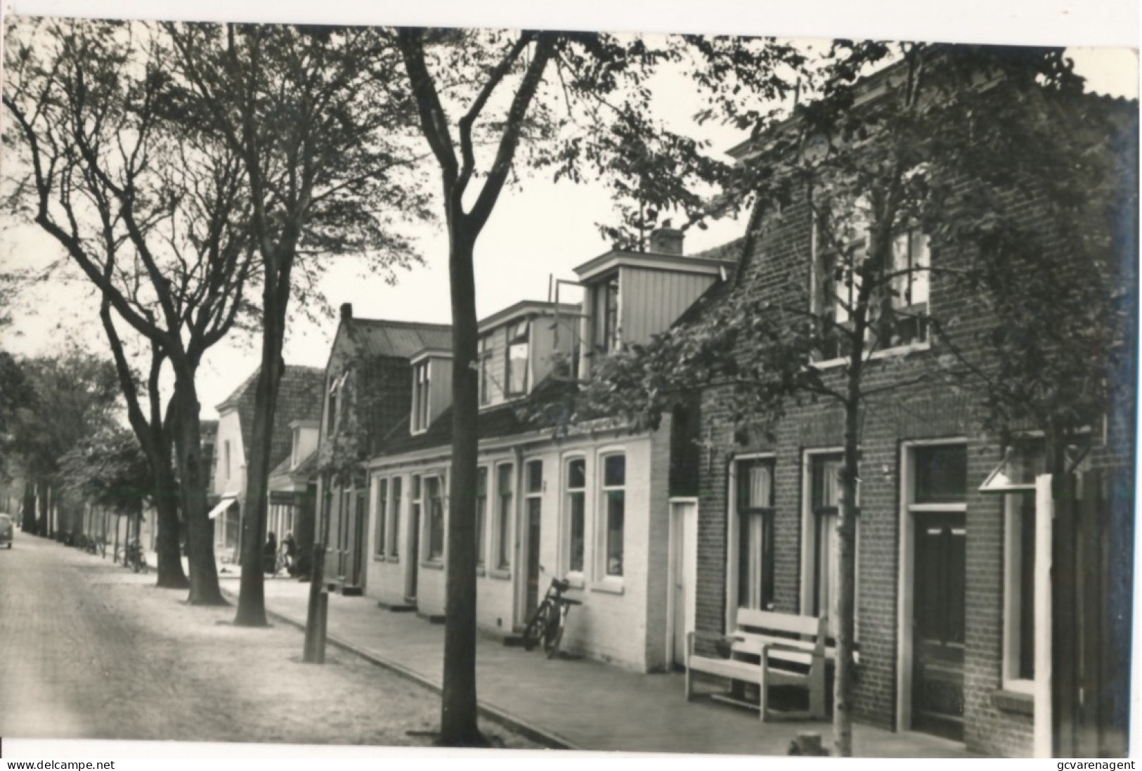 VLIELAND     DORPSSTRAAT