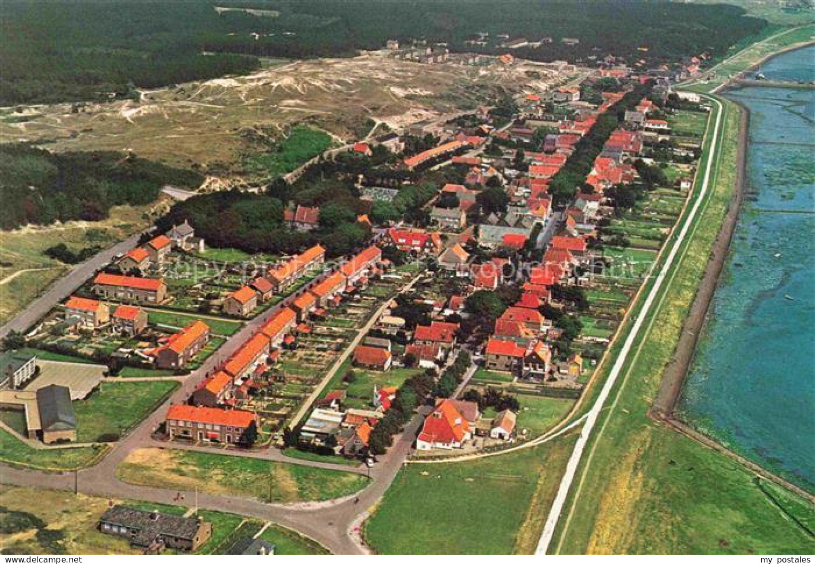 Vlieland Friesland NL Het dorp vanuit de lucht