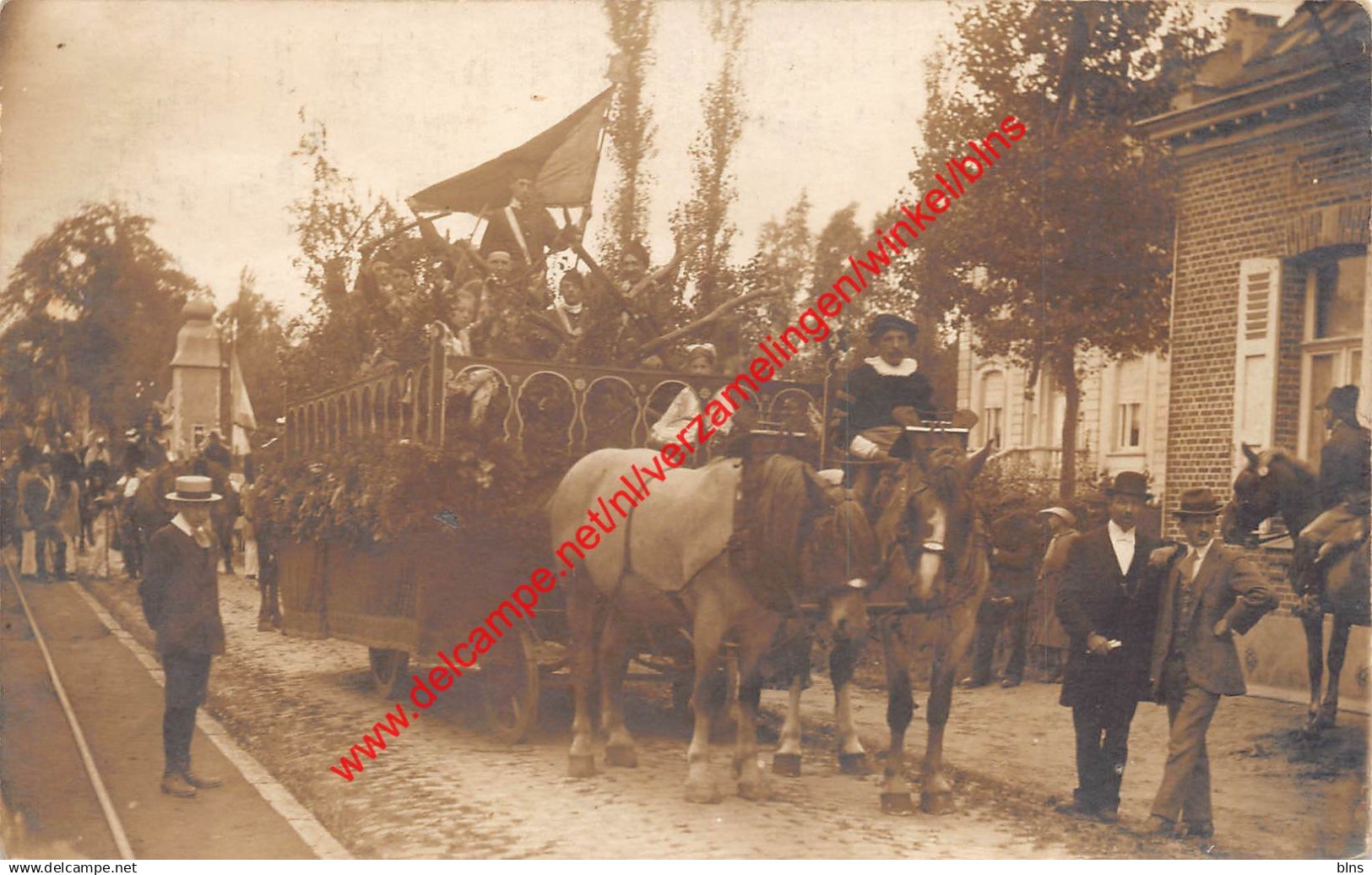 Vredestoet 1920 Lessiusstraat - foto - Brecht