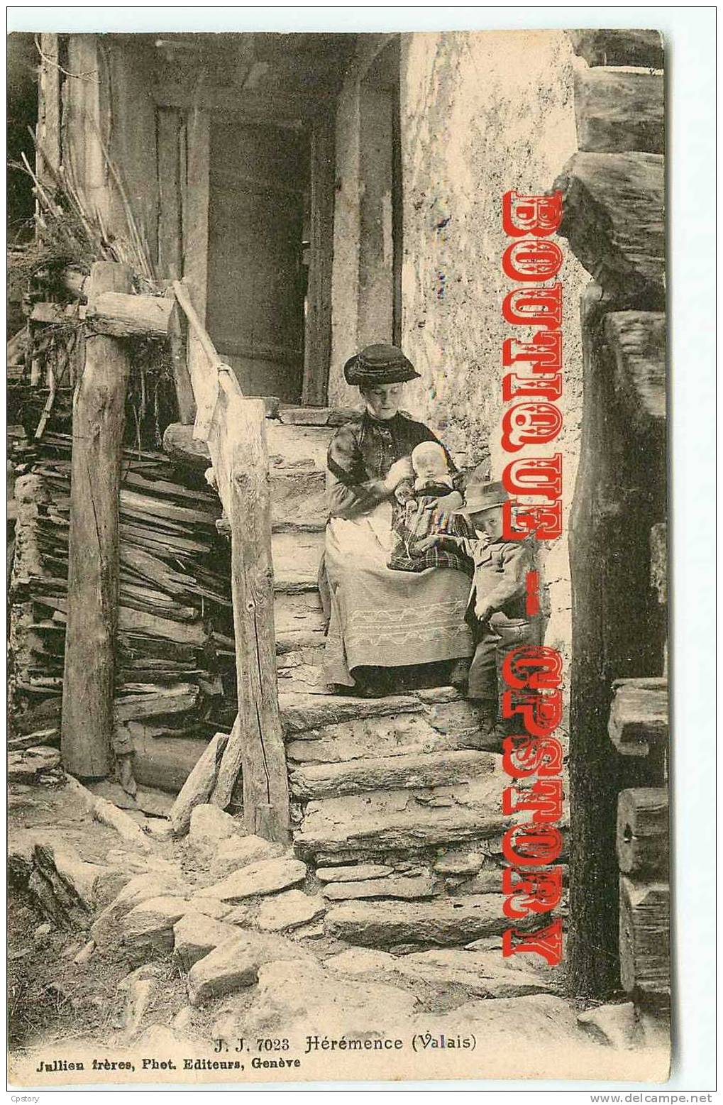 VS - SUISSE - VALAIS - Hérémence - Femme avec Enfants - Dos Scané