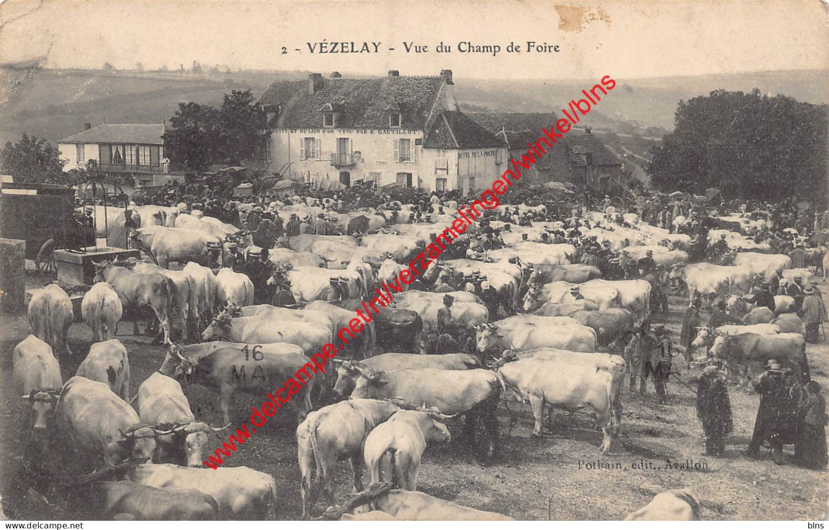 Vue du Champ de Foire - Vezelay - (89) Yonne