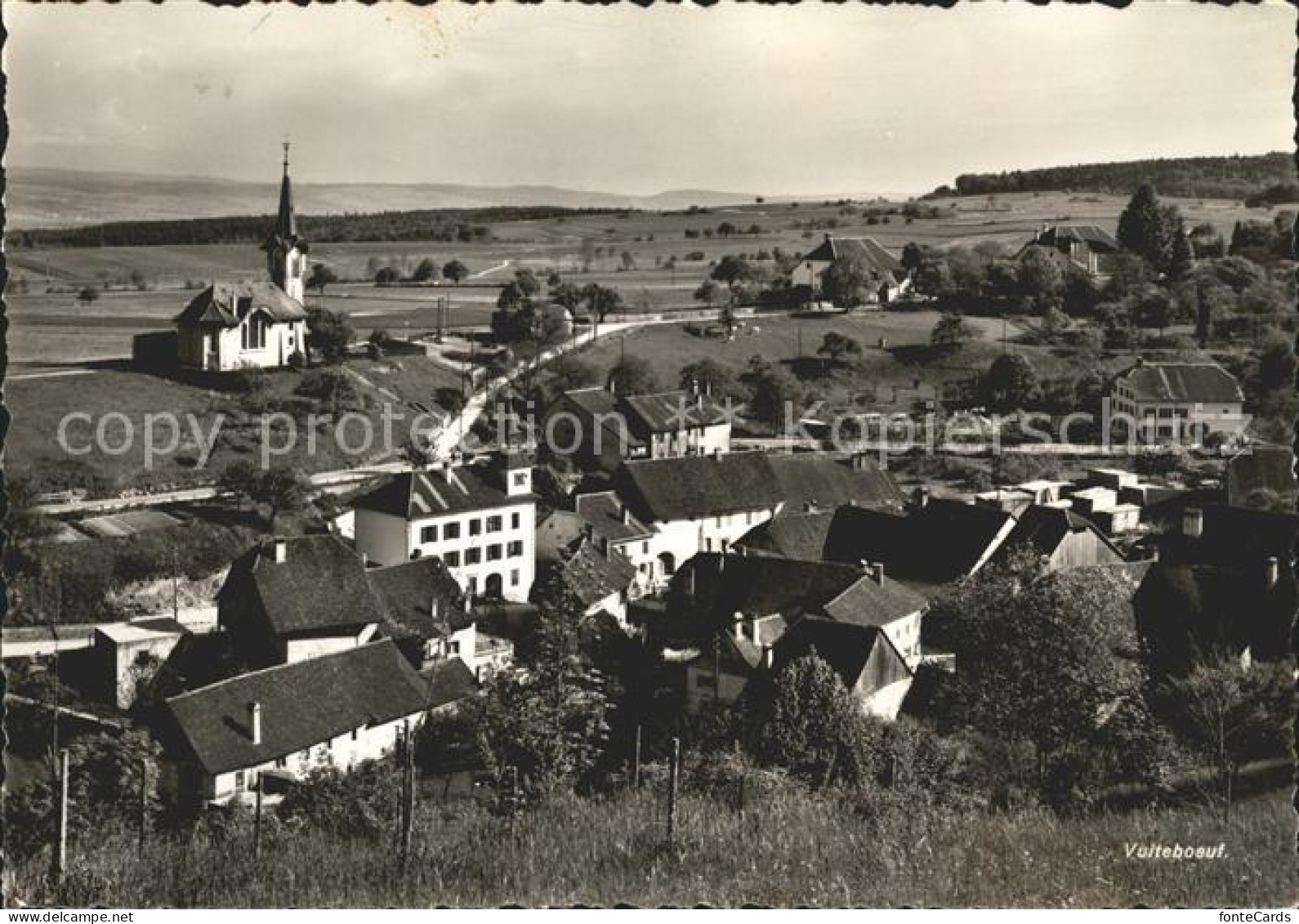 Vuiteboeuf Ortsansicht mit Kirche