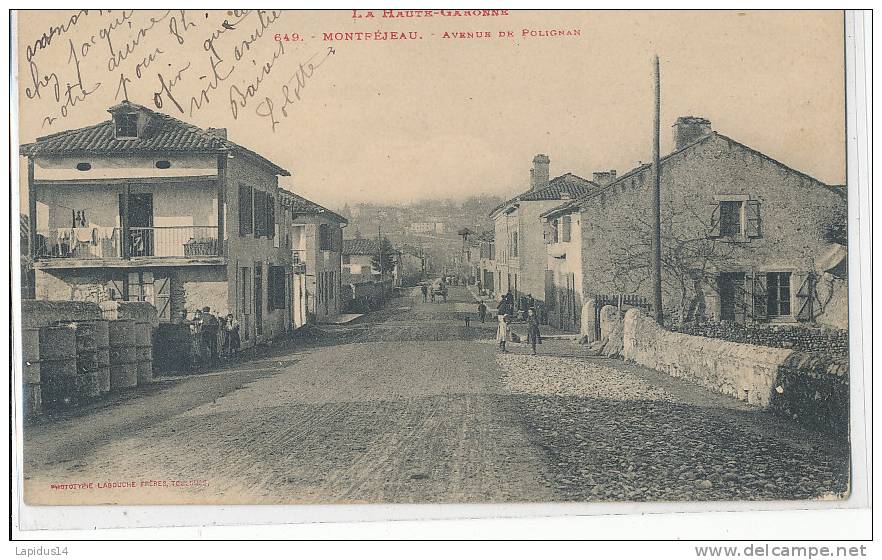 W713/C P A  MONTREJEAU (31) AVENUE DE POLIGNAC